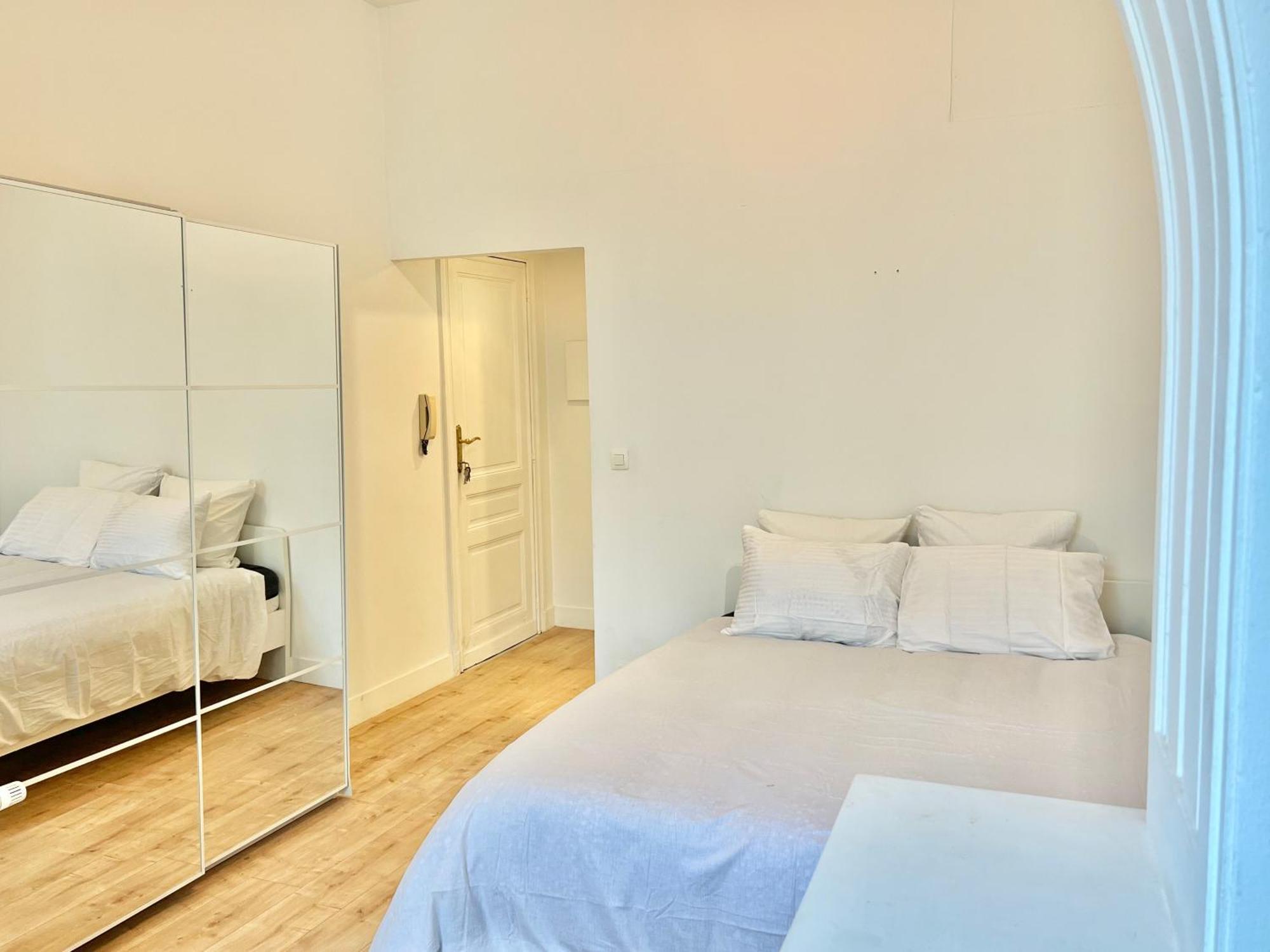 Апартаменты Brussels Hyper Centre Экстерьер фото